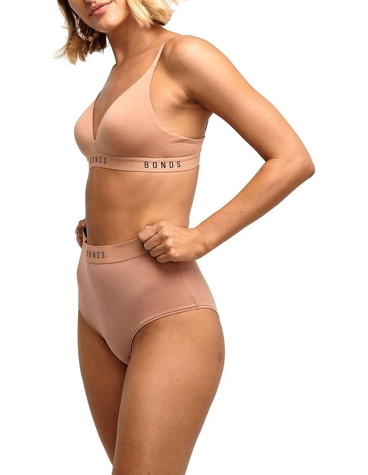 Flash Sale π Bonds Originals Contour Triangle Bra In Pink π 5 Flash Sale π Bonds Originals Contour Triangle Bra In Pink π - Image 3