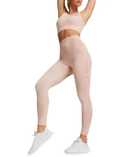 Best Pirce ⭐ PUMA Evoknit Crop Top In Rose Quartz 👏